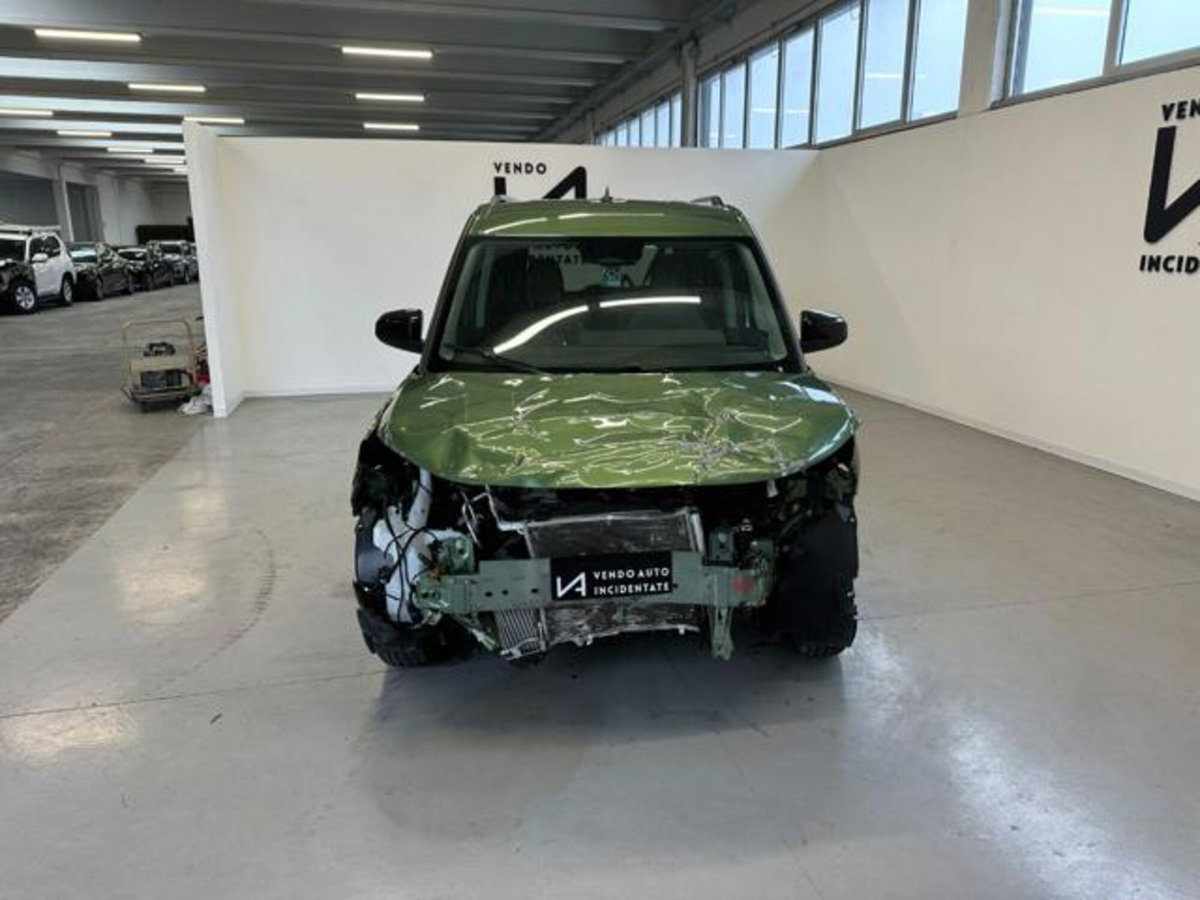 Ford Tourneo Courier 1.0 EcoBoost 100 CV Plus (2)