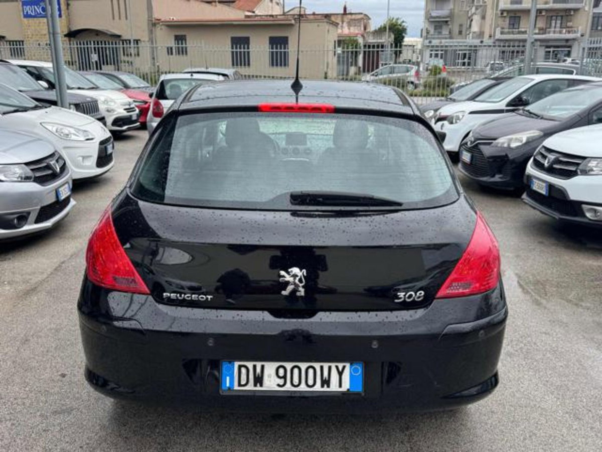 Peugeot 308 1.6 HDi 110CV 5p. Business (5)