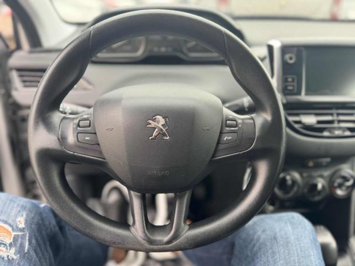 Peugeot 208 82 5 porte Allure (10)