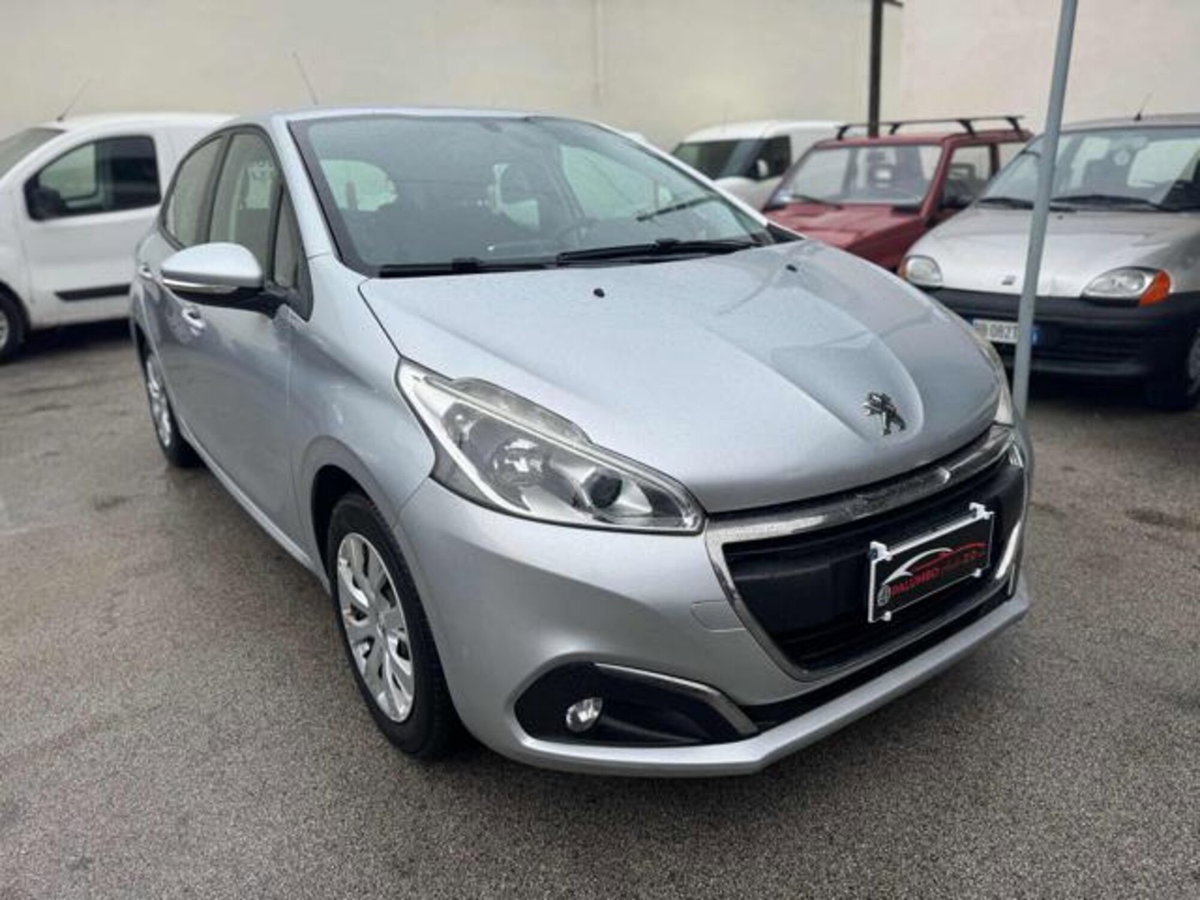 Peugeot 208 82 5 porte Allure (3)