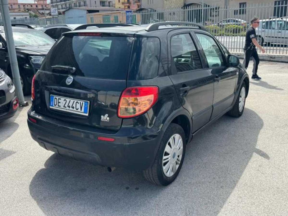 Fiat Sedici 1.9 MJT 4x2 Emotion (4)