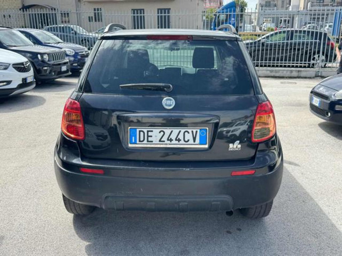 Fiat Sedici 1.9 MJT 4x2 Emotion (5)