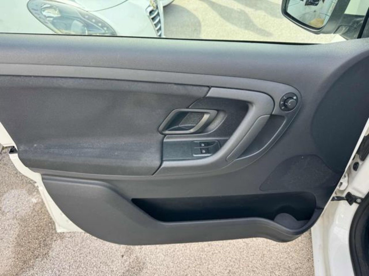 Skoda Fabia 1.2 12V 70CV 5p. Fabia (7)