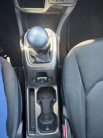 Jeep Renegade 1.6 Mjt 120 CV Limited (15)