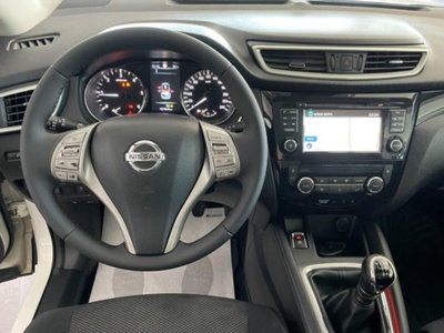 Nissan Qashqai 1.5 dCi N-Connecta (14)