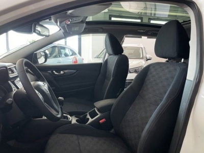 Nissan Qashqai 1.5 dCi N-Connecta (15)