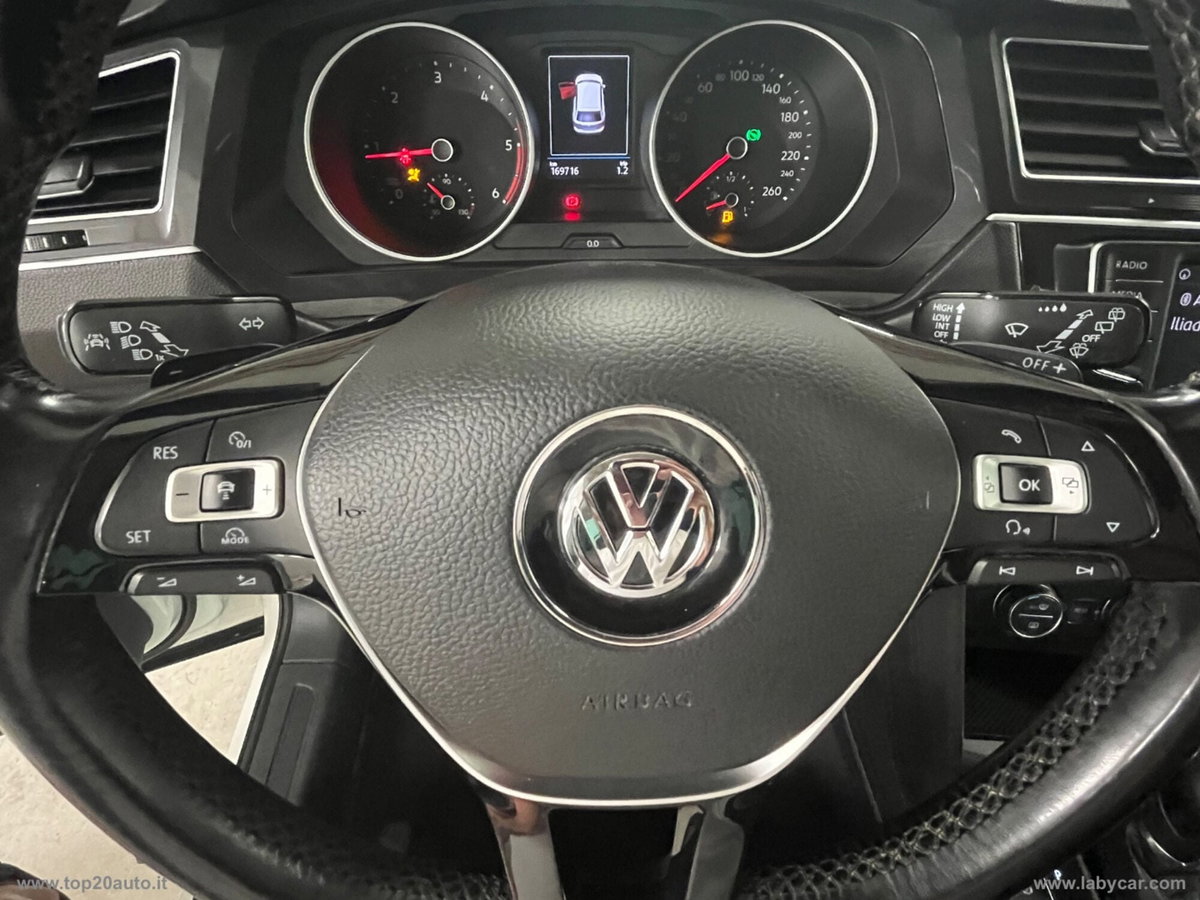 Volkswagen Tiguan Allspace 2.0 tdi R-Line 150cv dsg (7)