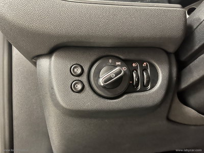 MINI Mini Clubman 2.0 Cooper D Business Clubman Automatica (17)