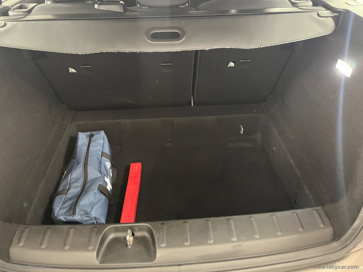 MINI Mini Clubman 2.0 Cooper D Business Clubman (12)