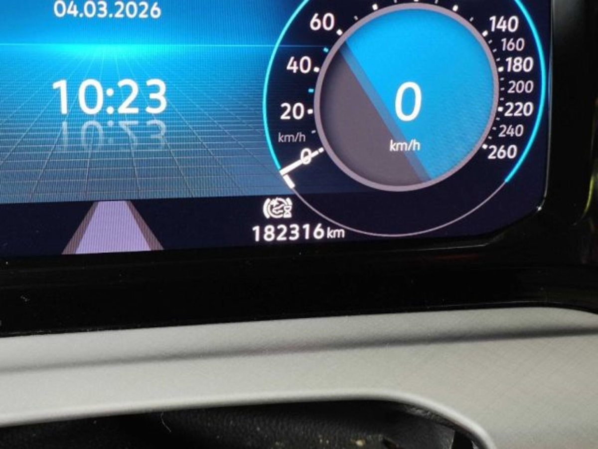 Volkswagen Golf Variant 2.0 TDI SCR DSG Style (6)