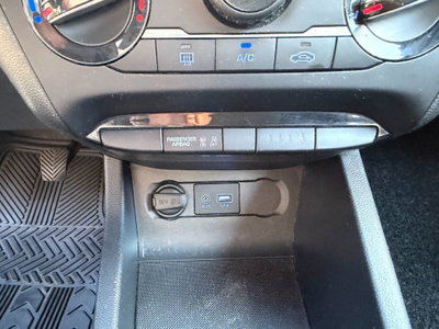 Hyundai i20 1.2 5 porte Classic (12)