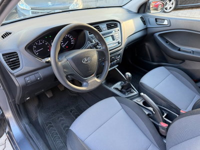 Hyundai i20 1.2 5 porte Classic (2)