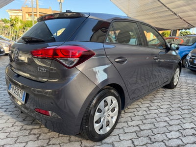 Hyundai i20 1.2 5 porte Classic (6)