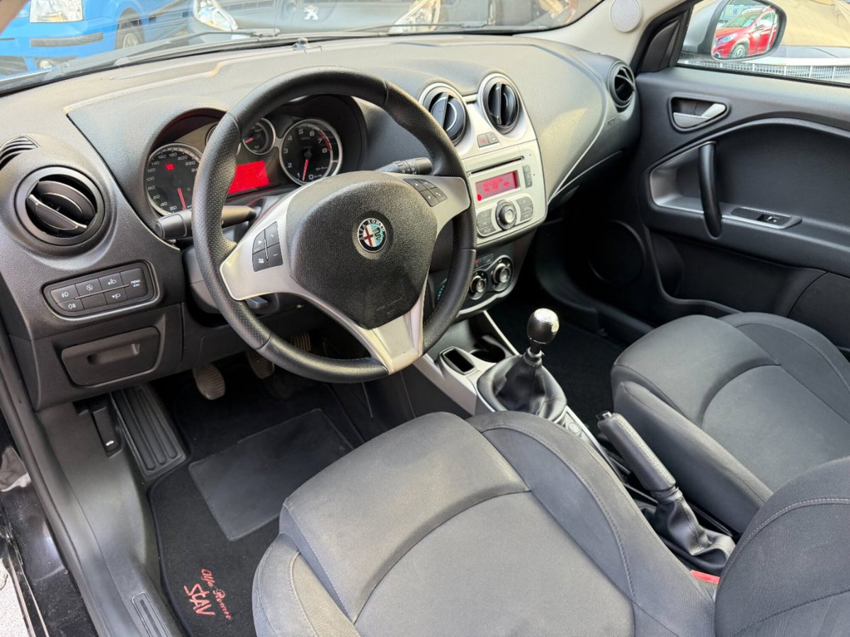 Alfa Romeo MiTo 1.4 78 CV Distinctive Sport Pack (2)