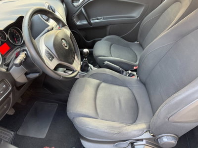 Alfa Romeo MiTo 1.4 78 CV Distinctive Sport Pack (5)