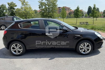 Alfa Romeo Giulietta 2.0 JTDm-2 Distinctive 140cv (4)