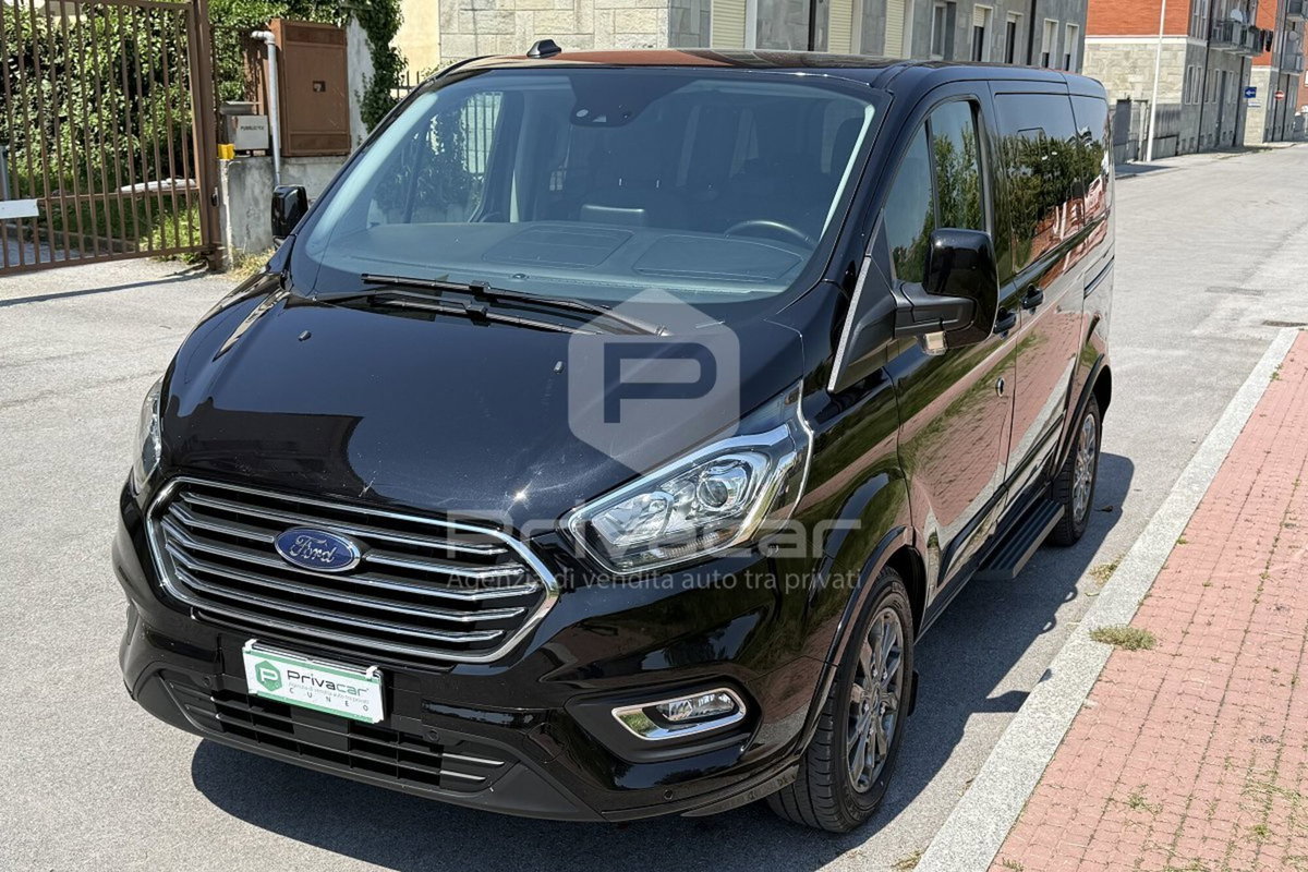 Ford Tourneo Custom 320 2.0 EcoBlue 170CV aut. PC Titanium