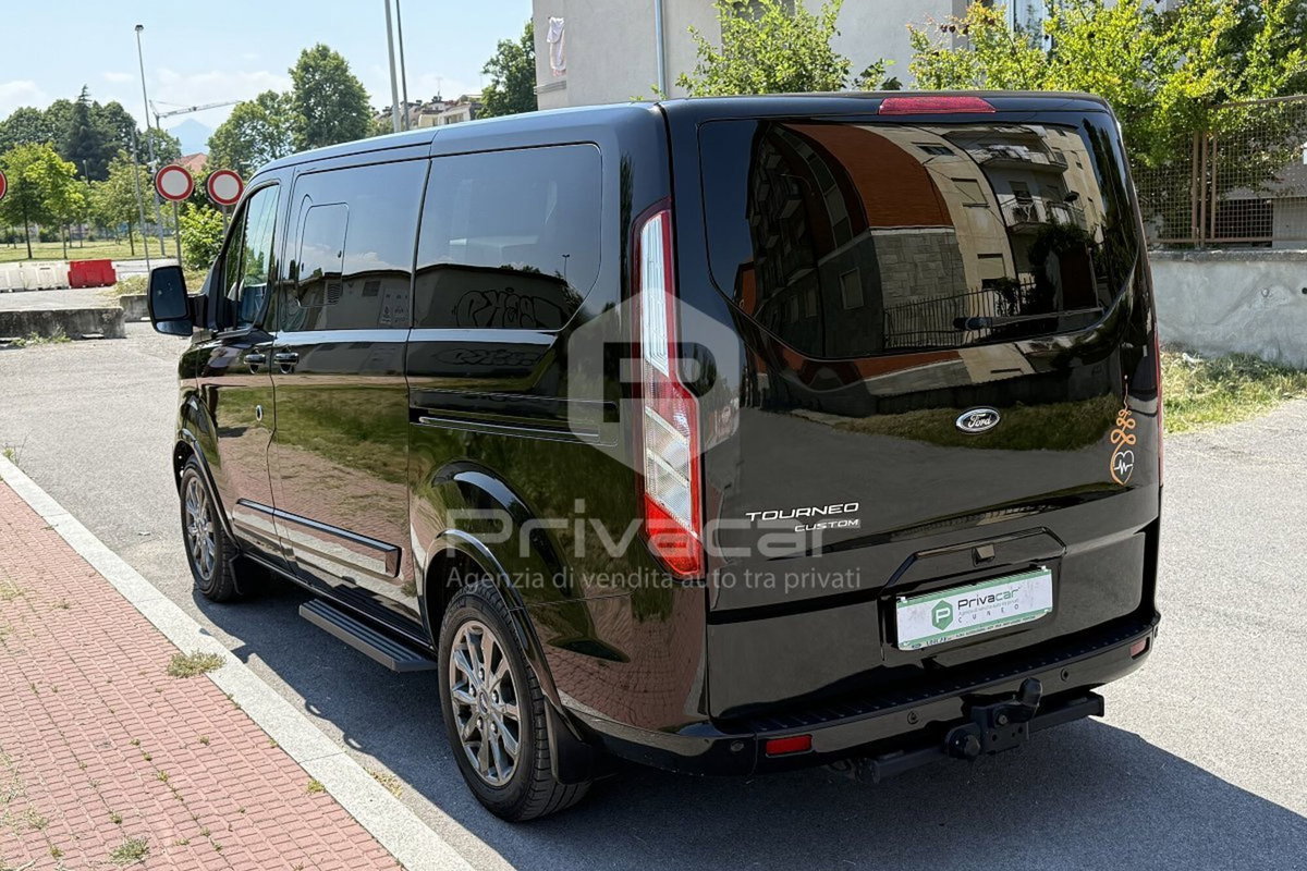 Ford Tourneo Custom 320 2.0 EcoBlue 170CV aut. PC Titanium (7)