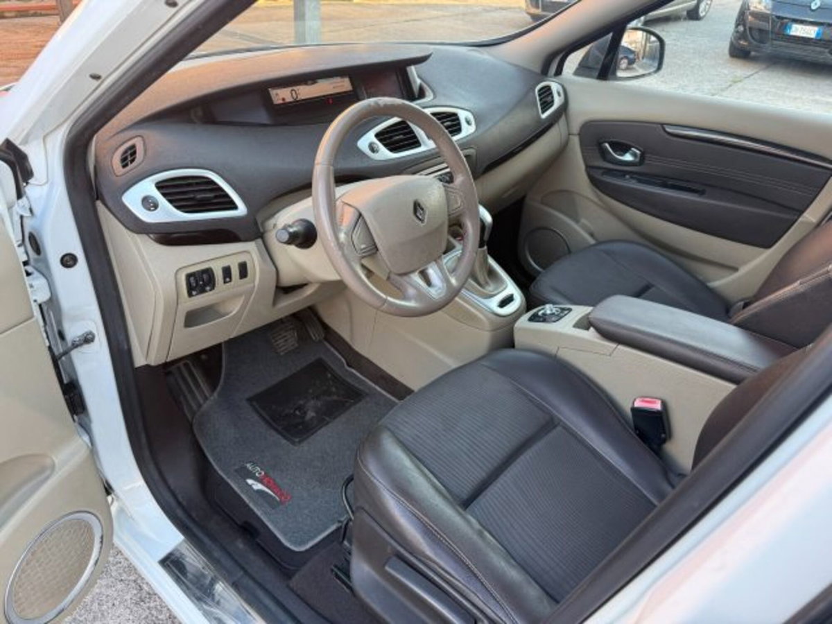 Renault Scenic E-Tech Electric 1.5 dCi 110CV EDC Luxe (13)