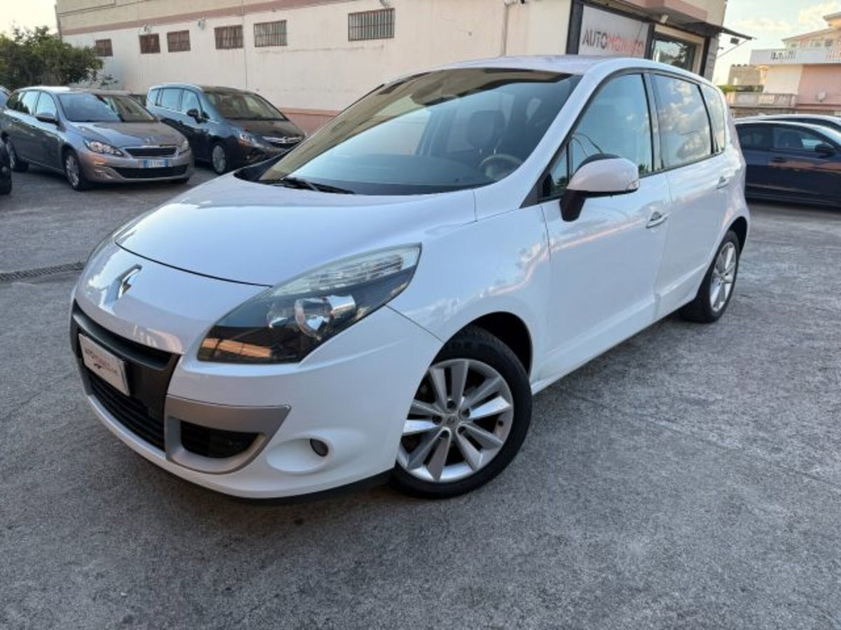 Renault Scenic E-Tech Electric 1.5 dCi 110CV EDC Luxe (3)