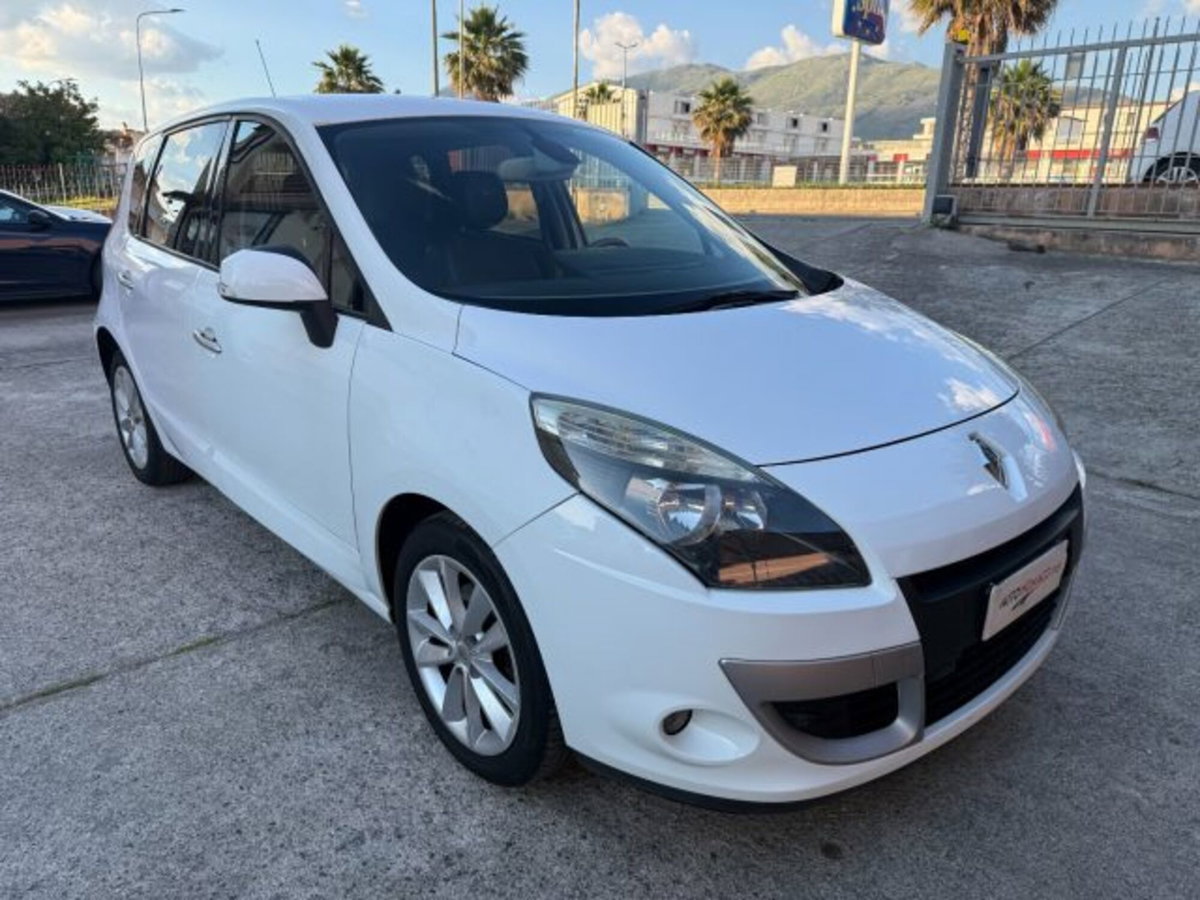 Renault Scenic E-Tech Electric 1.5 dCi 110CV EDC Luxe (7)