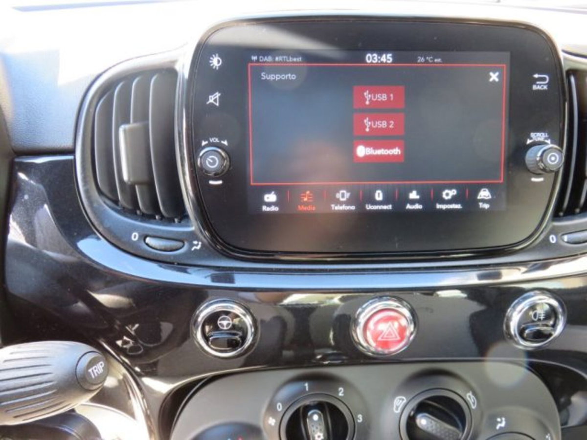 Fiat 500 1.0 Hybrid Dolcevita (9)