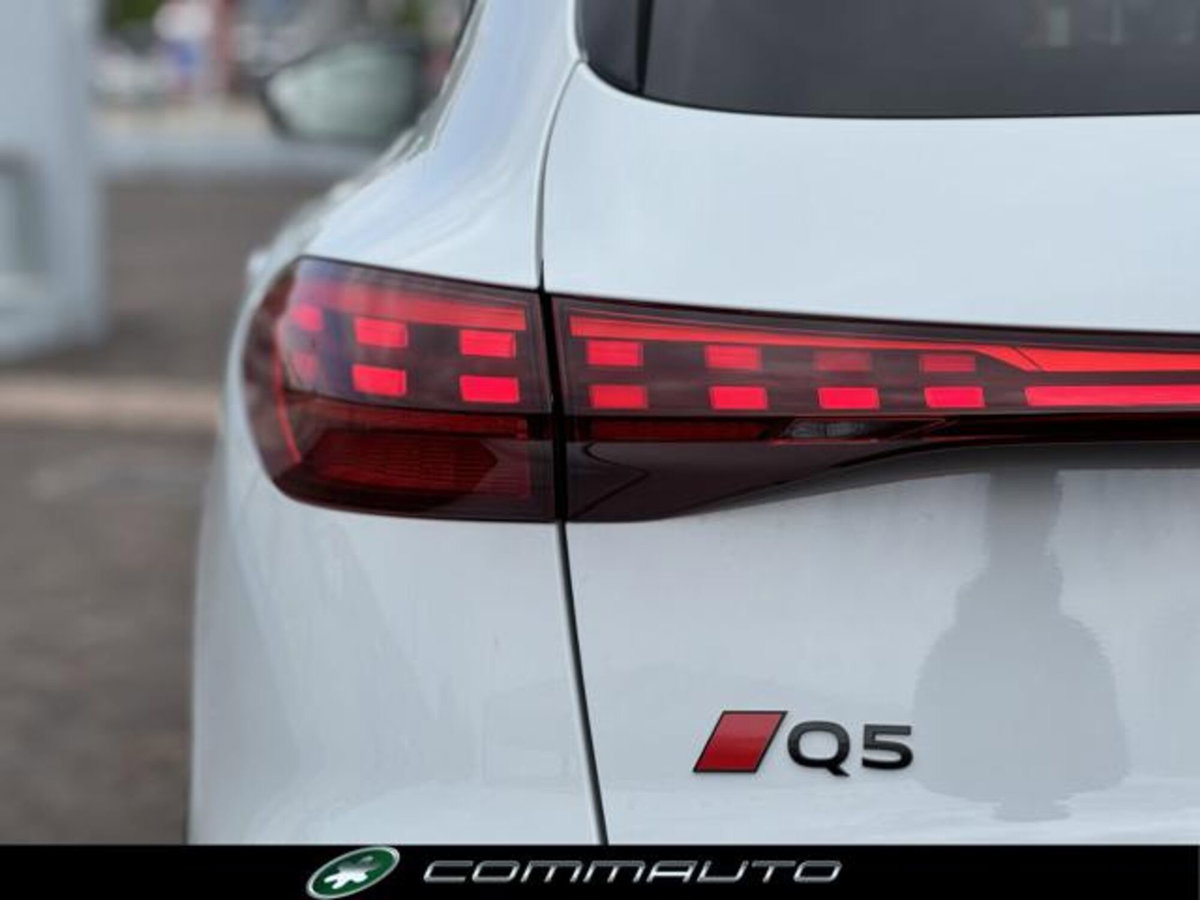 Audi Q5 40 2.0 tdi mhev 12V S line quattro s-tronic (7)