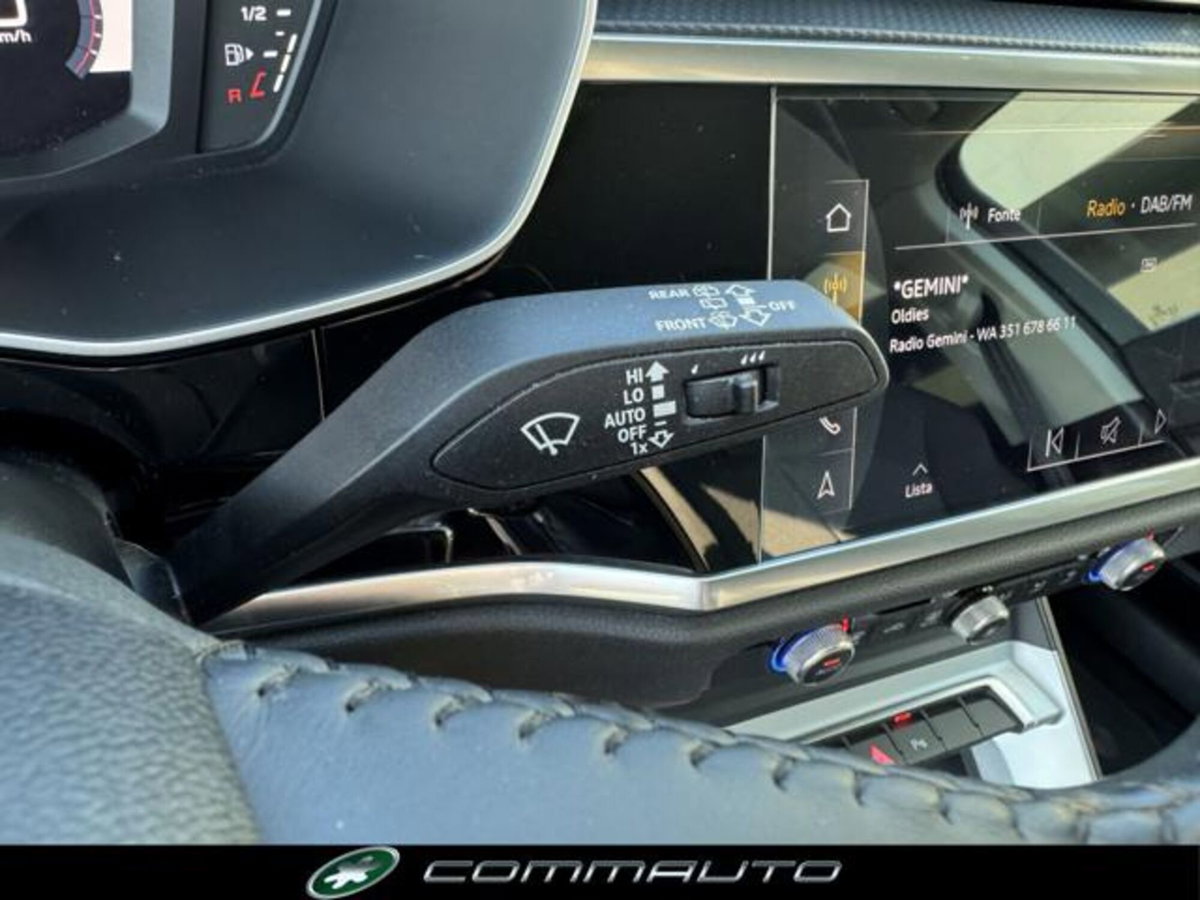 Audi Q3 Sportback 35 TDI quattro S tronic S line edition (15)