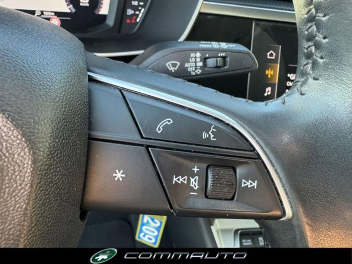 Audi Q3 Sportback 35 TDI quattro S tronic S line edition (19)