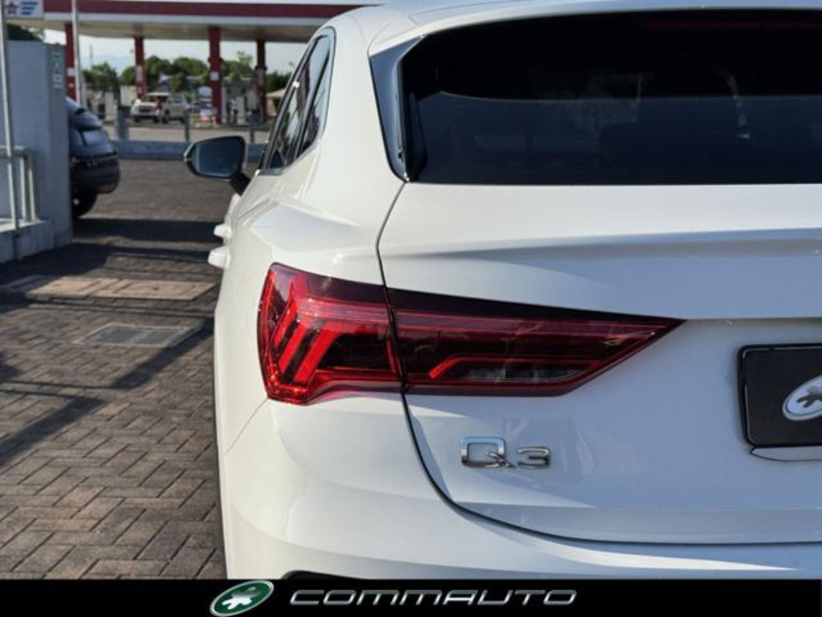 Audi Q3 Sportback 35 TDI quattro S tronic S line edition (7)