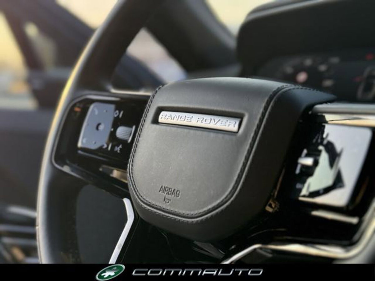 Land Rover Range Rover Sport 3.0D l6 300 CV HSE Dynamic Stealth (20)