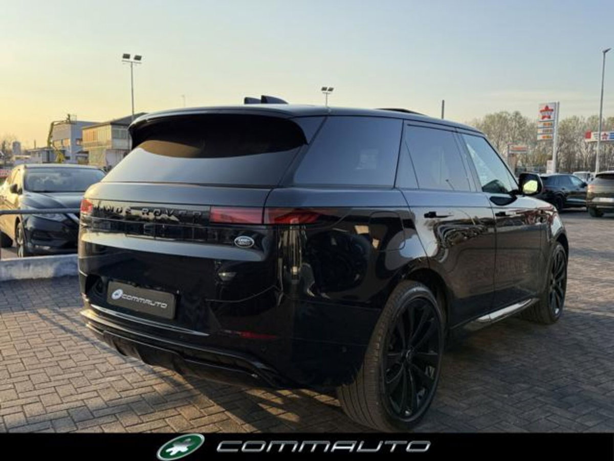 Land Rover Range Rover Sport 3.0D l6 300 CV HSE Dynamic Stealth (4)