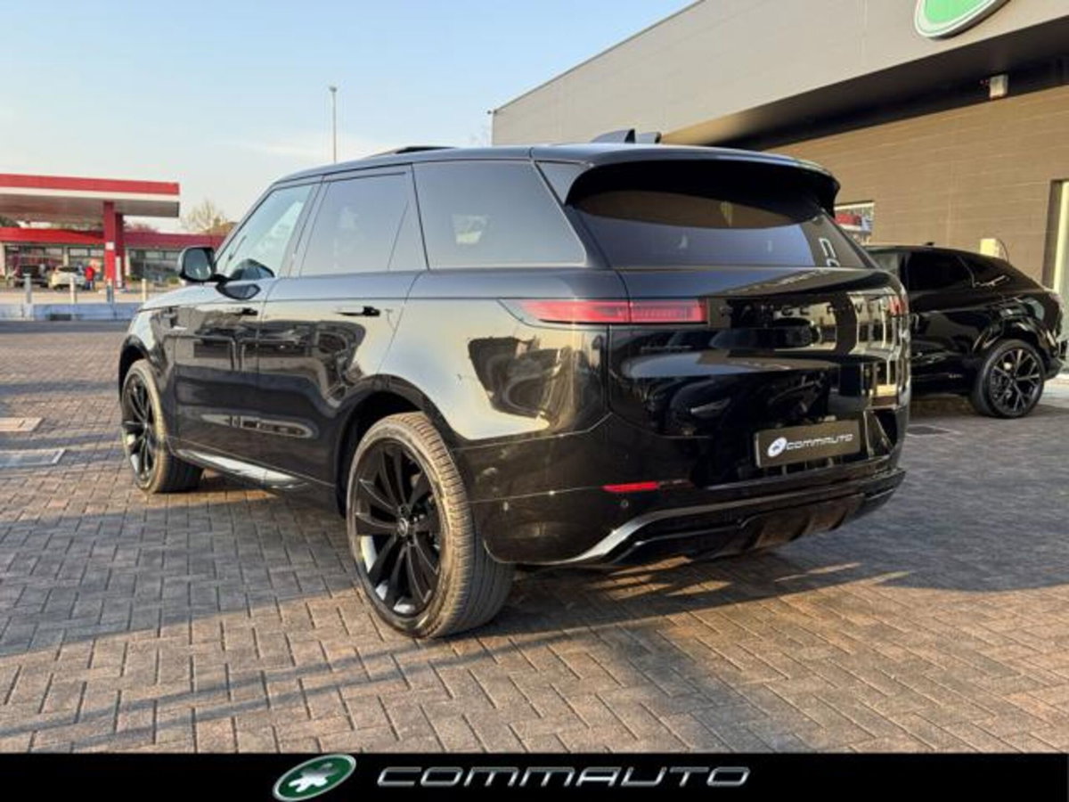 Land Rover Range Rover Sport 3.0D l6 300 CV HSE Dynamic Stealth (6)