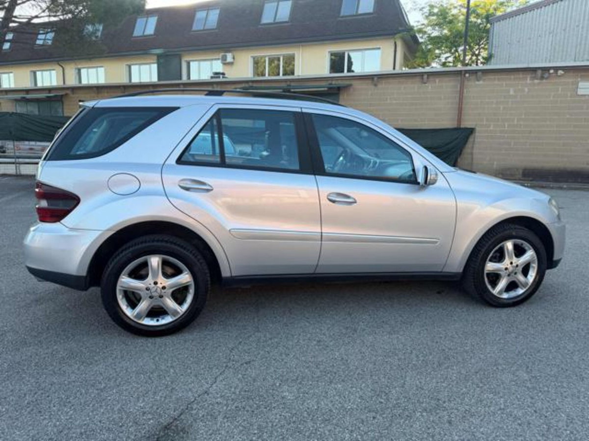 Mercedes-Benz Classe ML 320 CDI (8)
