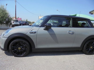 MINI Mini Cooper SE Classic (4)