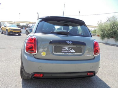 MINI Mini Cooper SE Classic (6)
