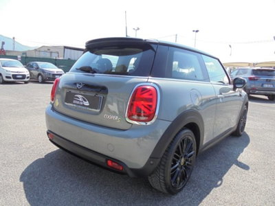 MINI Mini Cooper SE Classic (7)