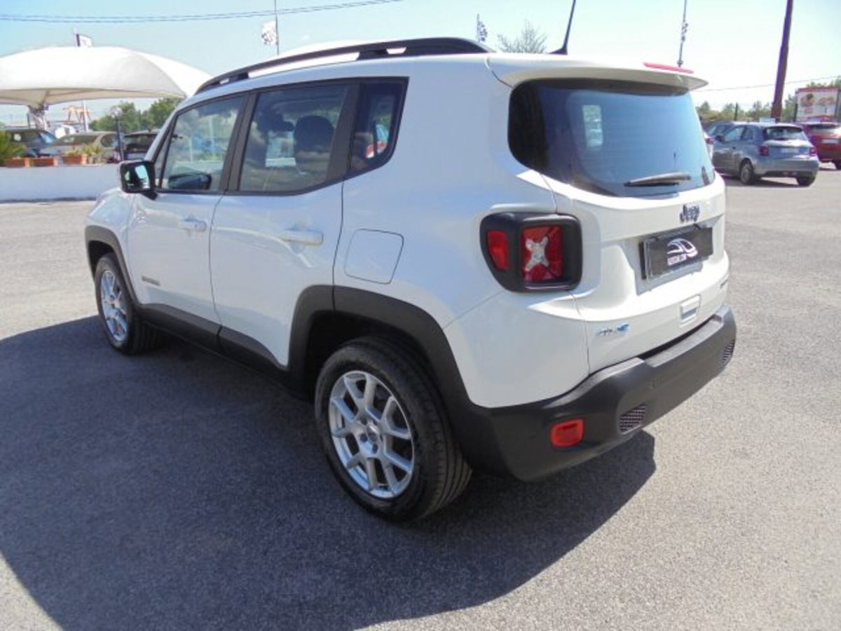 Jeep Renegade 1.3 T4 190CV PHEV 4xe AT6 Limited (12)