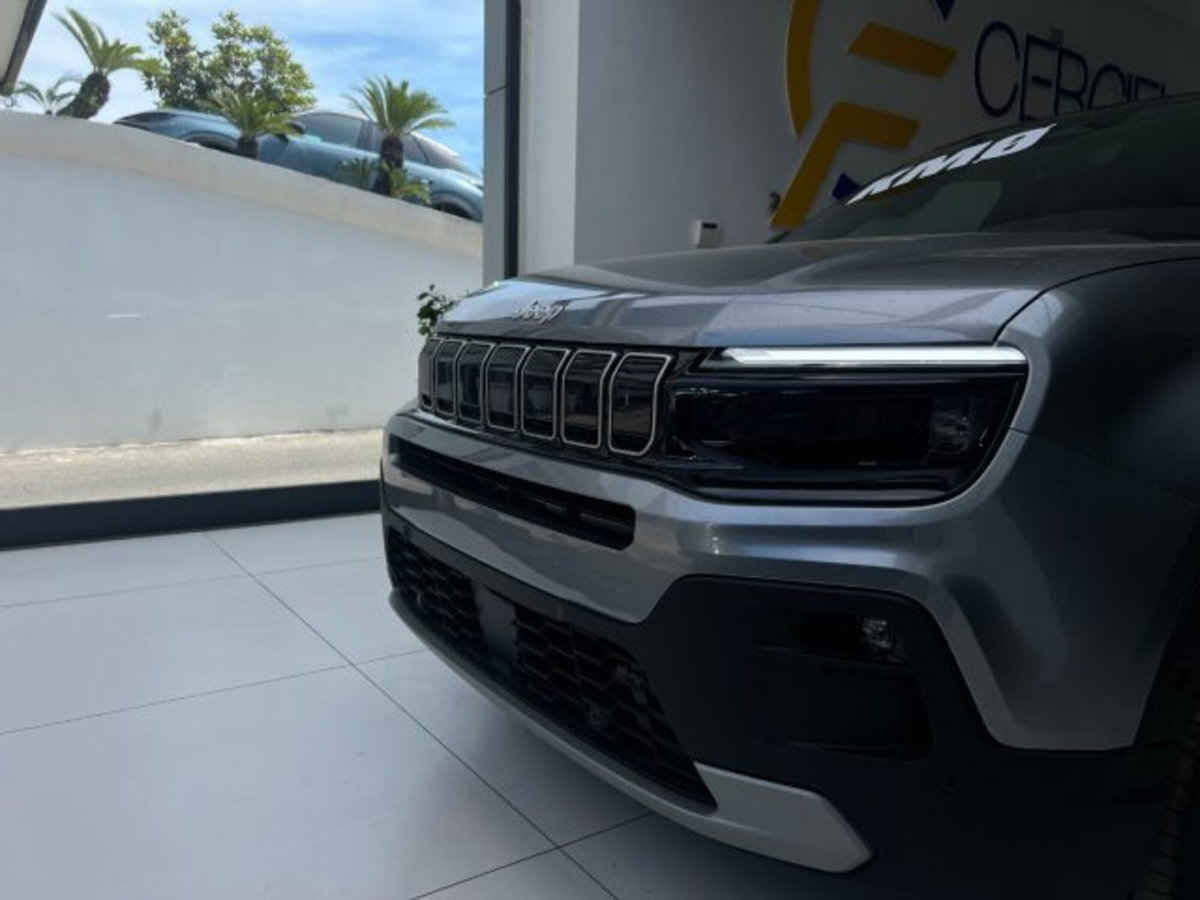 Jeep Avenger 1.2 turbo Summit fwd 100cv (10)