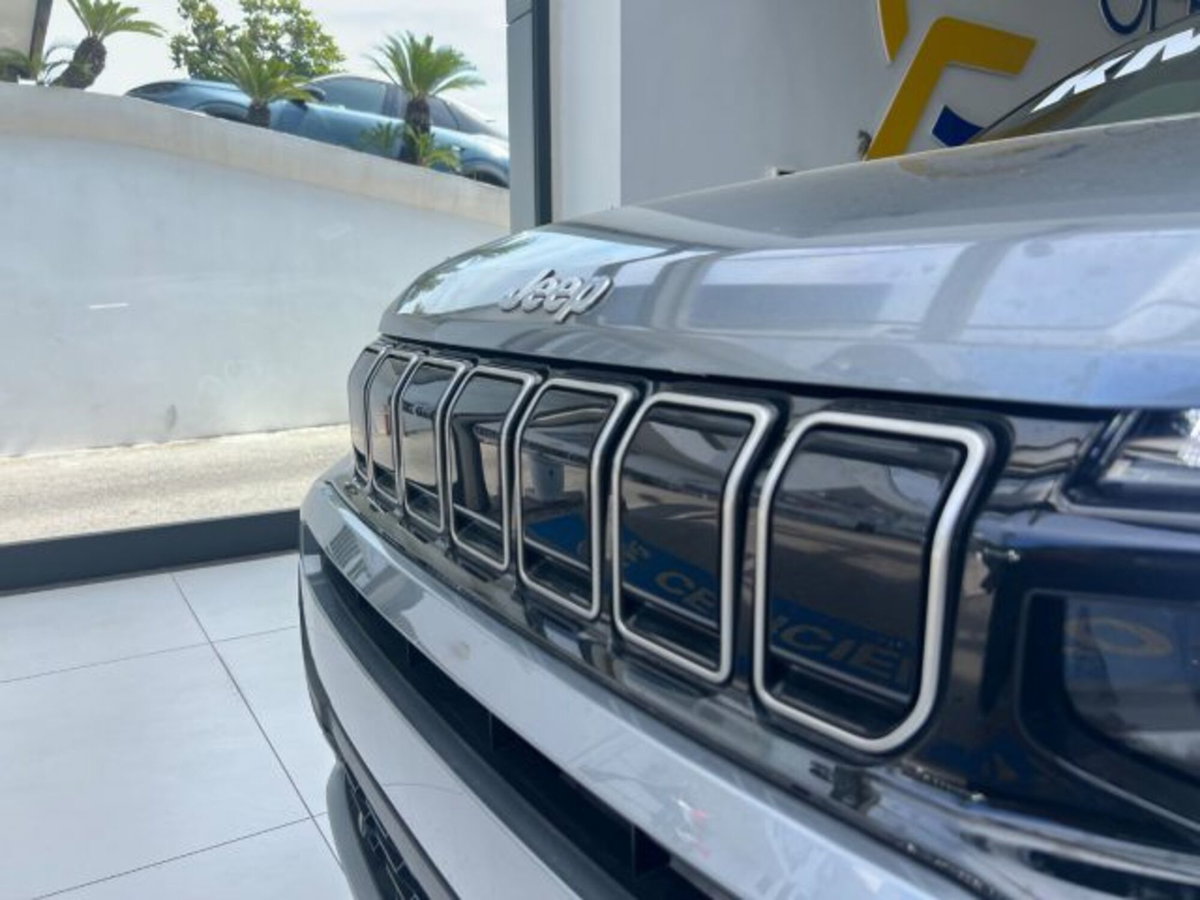 Jeep Avenger 1.2 turbo Summit fwd 100cv (14)