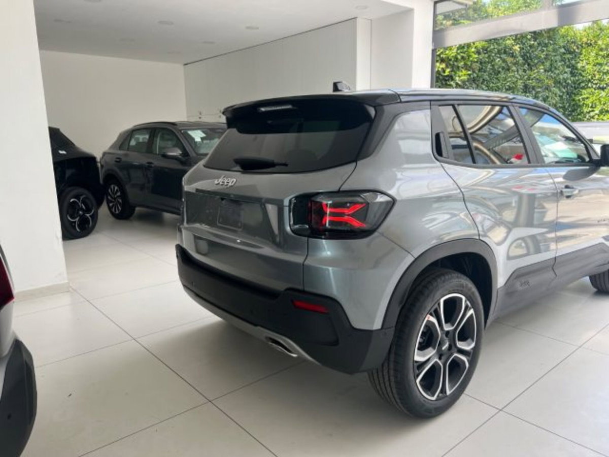 Jeep Avenger 1.2 turbo Summit fwd 100cv (17)