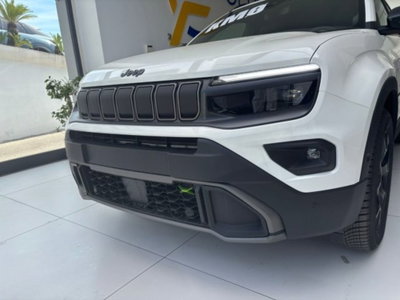Jeep Avenger 1.2 turbo e-hybrid mhev Overland 4xe 145cv edct6 (10)