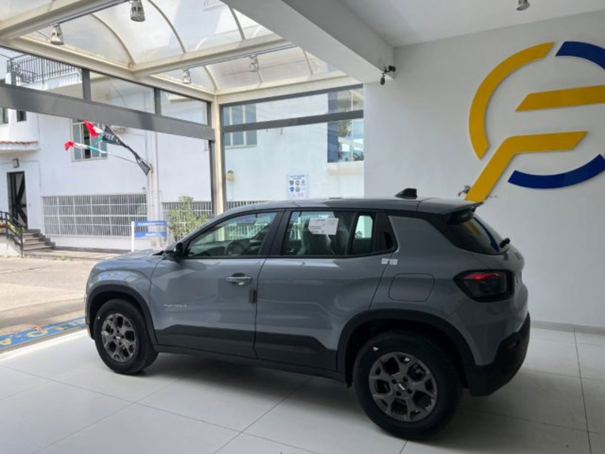 Jeep Avenger 1.2 turbo Longitude fwd 100cv (7)