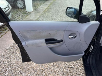 Citroen C3 1.1 GPL airdream Attraction (7)