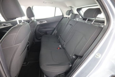 Kia Sportage 1.6 crdi mhev Business dct (3)
