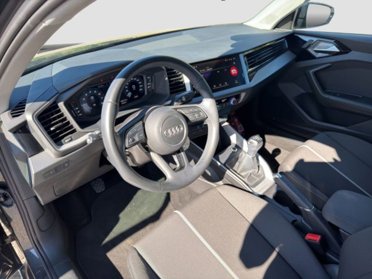 Audi A1 Sportback 25 TFSI Admired Advanced (9)