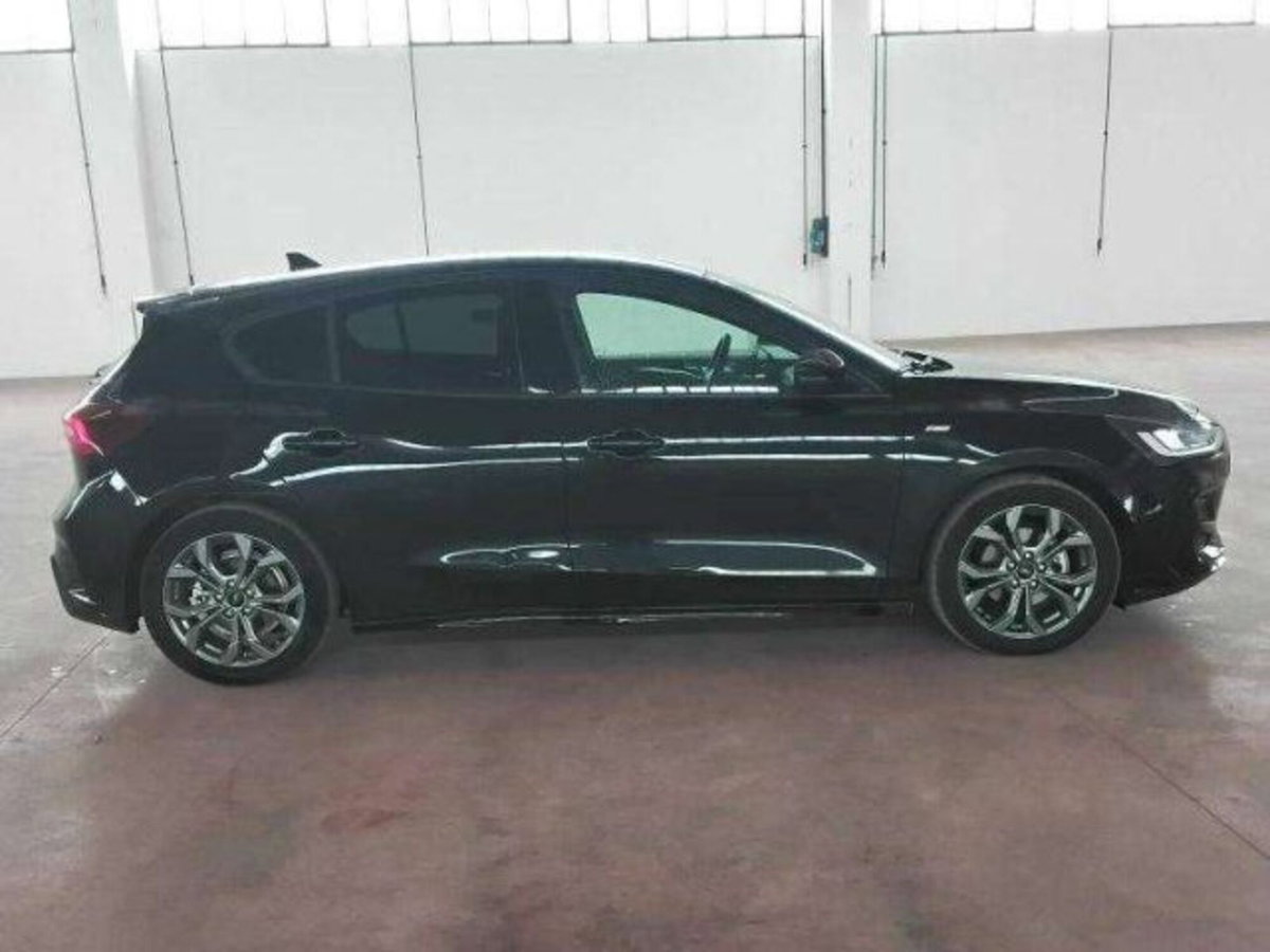 Ford Focus 1.0t ecoboost h ST-Line 155cv powershift (6)