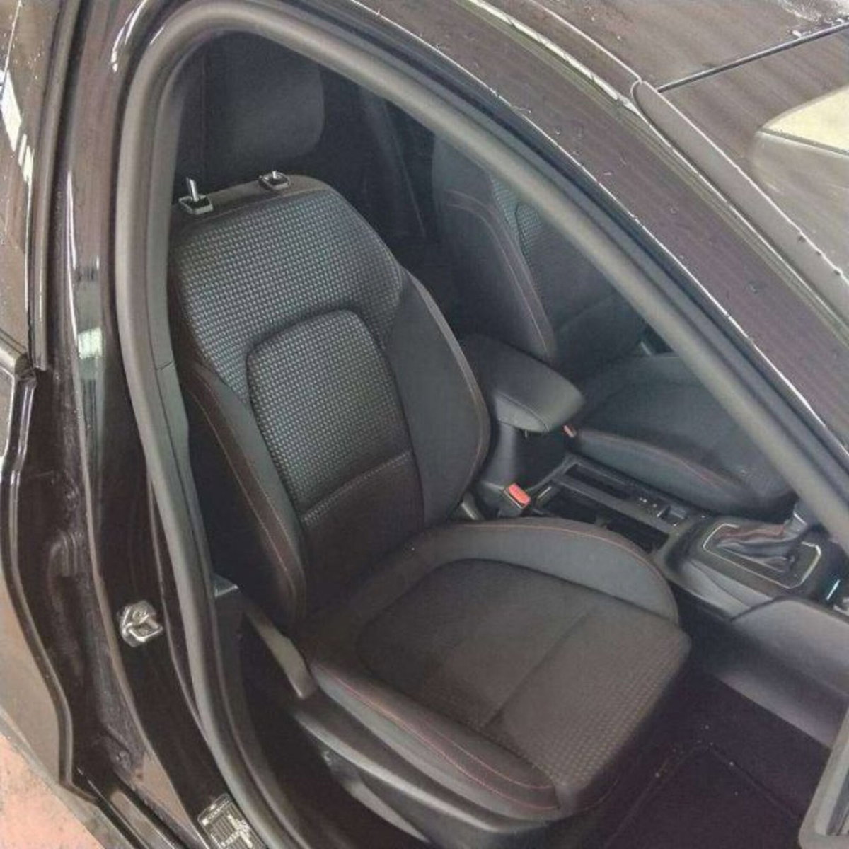 Ford Focus 1.0t ecoboost h ST-Line 155cv powershift (9)