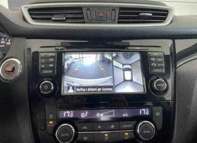 Nissan Qashqai 1.5 dCi N-Connecta (11)
