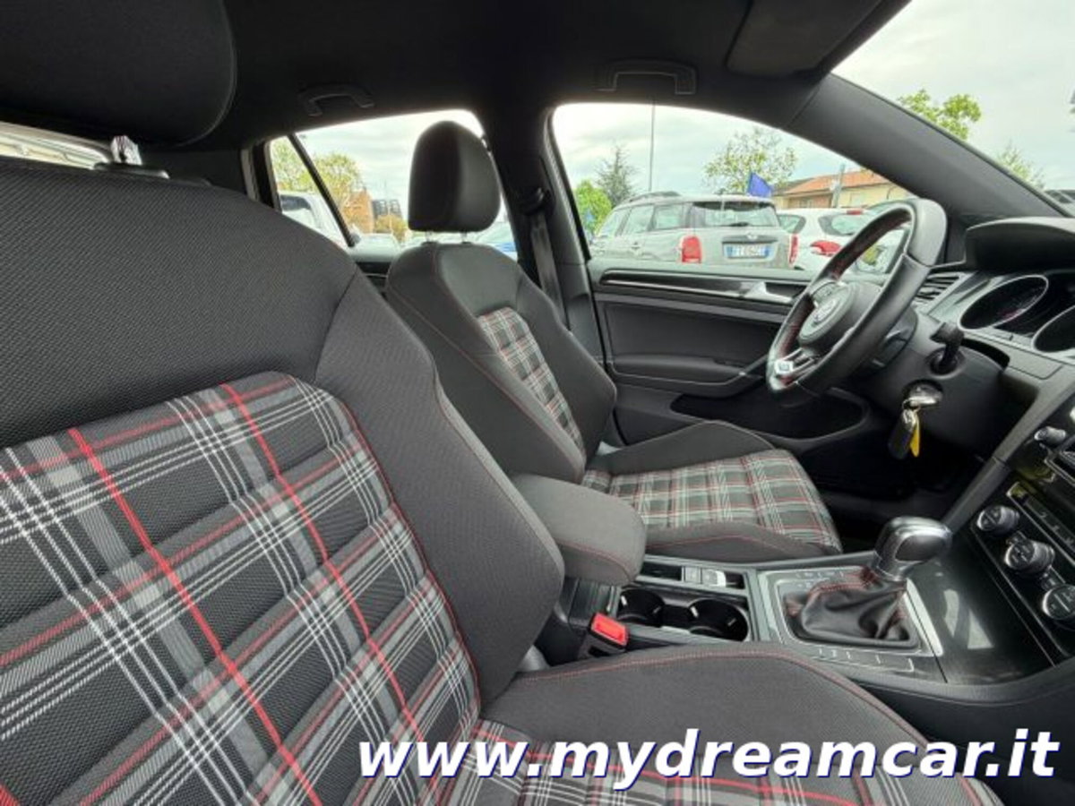 Volkswagen Golf GTI Performance 2.0 TSI DSG 5p. BlueMotion Technology (15)